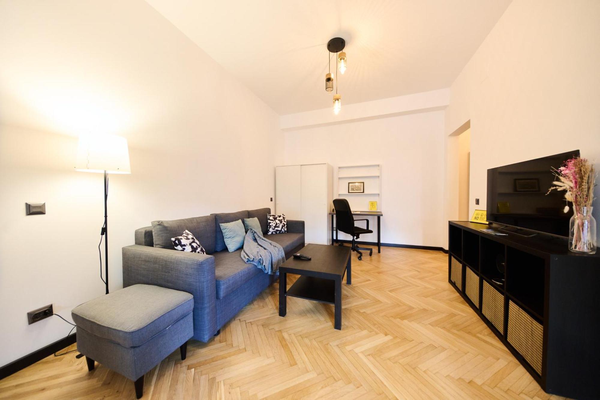 Central Old Town Oasis - Ap 6 Bukares Bagian luar foto