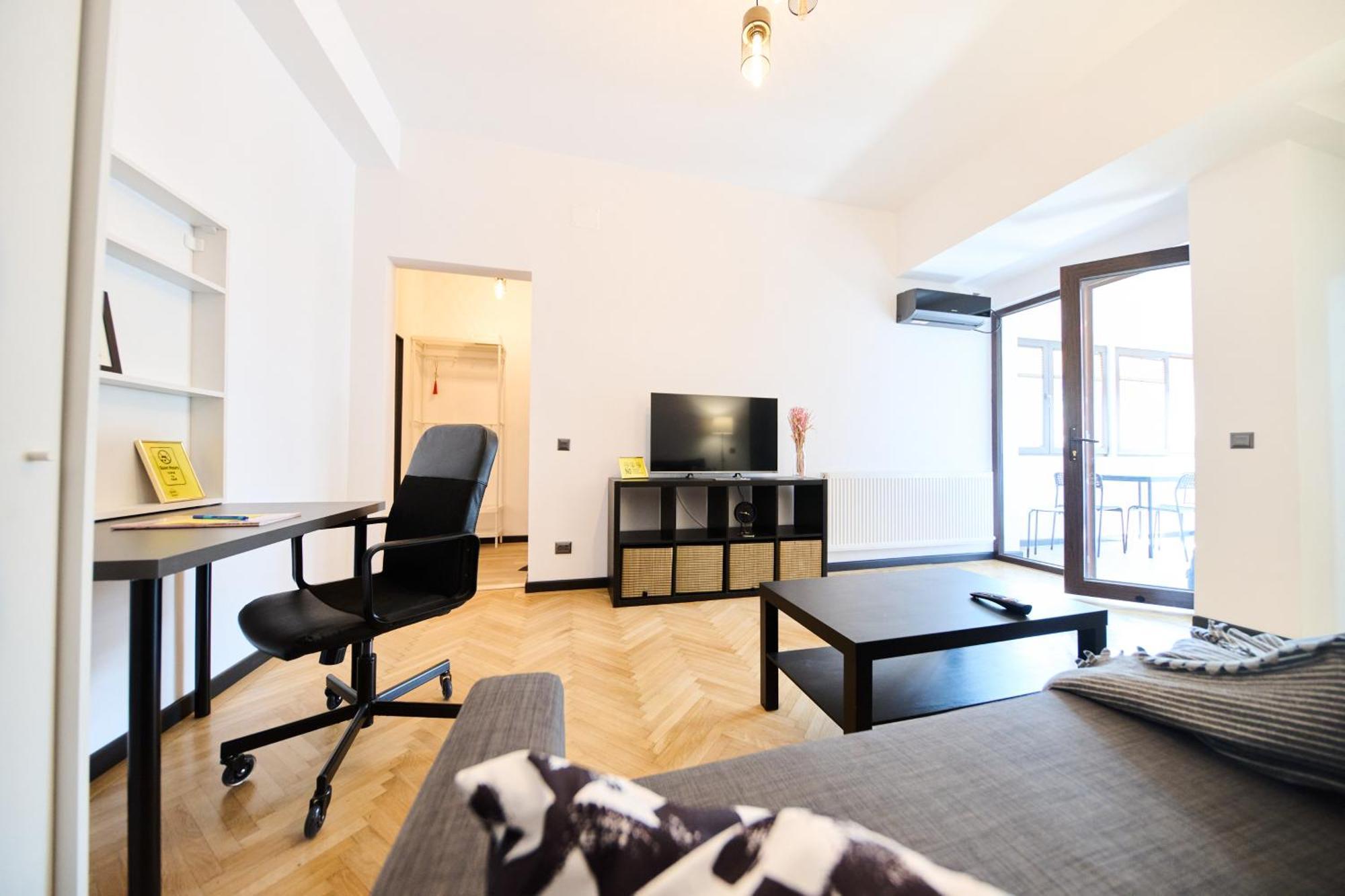 Central Old Town Oasis - Ap 6 Bukares Bagian luar foto